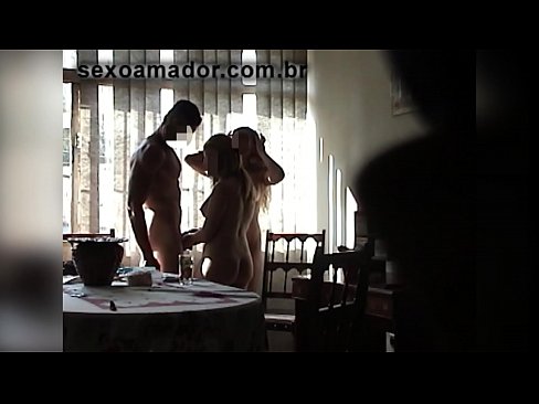 ❤️ 性朋友邀請一個巨人和他的三人行 ❤ 俄羅斯色情 在色情 zh-tw.zoomporno.ru